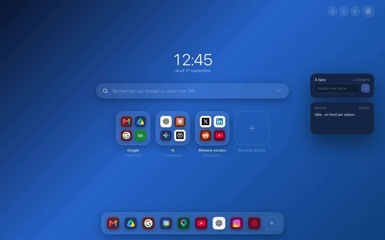 La disposition Dock : les Essentiels dans une barre en bas de la page, les dossiers au centre et les widgets sur le côté.